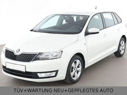 Weiß Gebraucht 2016 Skoda Rapid Cool Edition Limousine | 10.999 € (Fairer Preis)