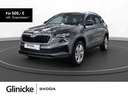Graphitegrau metallic Neu 2026 Skoda Karoq Selection SUV | 38.726 € (Teuer)