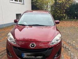 Rot Gebraucht 2011 Mazda 5 Van / Kleinbus | 6.500 € (Fairer Preis)
