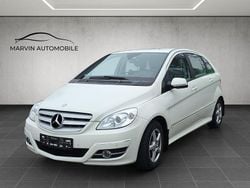 Weiß Gebraucht 2010 Mercedes B160 Van / Kleinbus | 6.980 € (Fairer Preis)