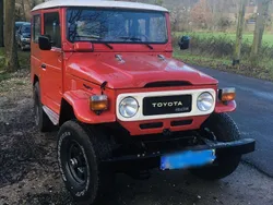 Rot Gebraucht 1983 Toyota Land Cruiser SUV | 29.800 €