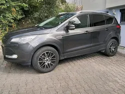 Grau Gebraucht 2014 Ford Kuga SUV | 10.999 € (Fairer Preis)