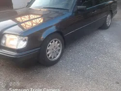 Schwarz Gebraucht 1994 Mercedes E280 Kombi | 3.000 €