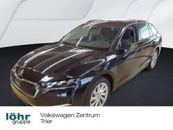 Schwarzmagic perleffekt Gebraucht 2024 Skoda Octavia Selection Kombi | 26.280 € (Guter Preis)