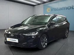 Schwarz Gebraucht 2023 Ford Focus Kombi | 21.149 € (Guter Preis)