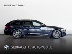 Schwarz Gebraucht 2022 BMW 540 M Sport Kombi | 39.388 € (Superpreis)