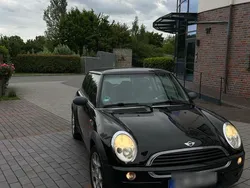 Schwarz Gebraucht 2004 Mini ONE Kleinwagen | 3.200 € (Fairer Preis)
