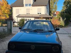 Blau Gebraucht 1990 VW Golf II Kleinwagen | 2.000 €