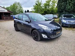 Grau Gebraucht 2012 Renault Scénic III Dynamique Van / Kleinbus | 5.490 € (Fairer Preis)