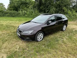 Violett Gebraucht 2017 Seat Leon ST Kombi | 9.000 € (Superpreis)
