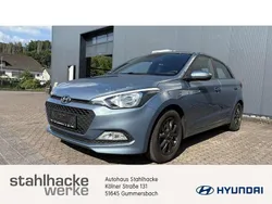 Aqua sparkling Gebraucht 2018 Hyundai i20 YES! Limousine | 9.990 € (Etwas zu teuer)