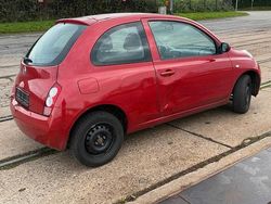 Rot Gebraucht 2005 Nissan Micra Kleinwagen | 1.650 €