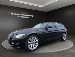 Schwarz Gebraucht 2012 BMW 330 Sport Line Kombi | 11.999 € (Fairer Preis)