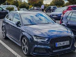 Blau Gebraucht 2020 Audi A3 Sportback S-Line Limousine | 22.999 € (Guter Preis)