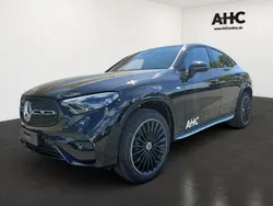 Metalliclack obsidianschwarz Gebraucht 2025 Mercedes GLC300e AMG Coupé | 78.880 € (Fairer Preis)
