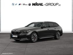 Grau Neu 2025 BMW i5 M Sport Kombi | 77.990 € (Superpreis)