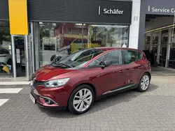 Rot Gebraucht 2018 Renault Scénic IV LIMITED Deluxe Van / Kleinbus | 14.900 € (Fairer Preis)
