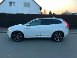 Weiß Gebraucht 2014 Volvo XC60 Summum SUV | 15.200 €
