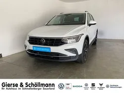 Pure white Gebraucht 2022 VW Tiguan Life SUV | 28.950 € (Superpreis)