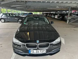 Schwarz Gebraucht 2016 BMW 318 Kombi | 15.000 € (Teuer)