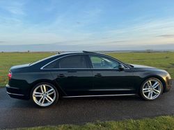 Schwarz Gebraucht 2016 Audi A8 Limousine | 21.500 € (Fairer Preis)