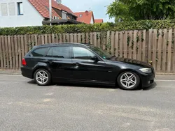 Schwarz Gebraucht 2008 BMW 318 Kombi | 2.500 € (Superpreis)