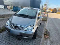 Silber Gebraucht 2003 Mercedes A190 Kleinwagen | 750 €