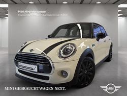 Weiß Gebraucht 2020 Mini Cooper Kleinwagen | 21.280 € (Fairer Preis)