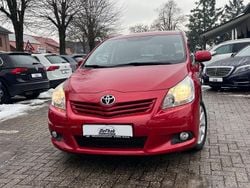 Rot Gebraucht 2012 Toyota Verso Travel Van / Kleinbus | 9.900 € (Fairer Preis)