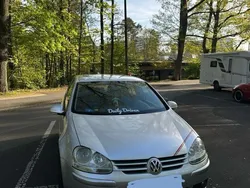 Grau Gebraucht 2006 VW Golf Plus Goal Van / Kleinbus | 2.200 € (Teuer)