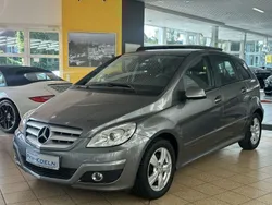 Grau Gebraucht 2009 Mercedes B180 Van / Kleinbus | 7.950 € (Teuer)