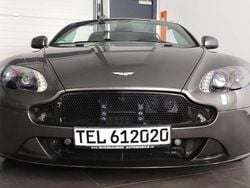Grau Gebraucht 2019 Aston Martin Vantage Coupé | 95.889 €