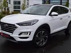 Weiß Gebraucht 2019 Hyundai Tucson Premium SUV | 15.999 € (Superpreis)
