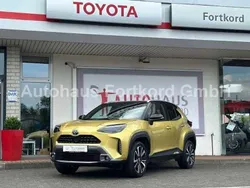 Gold Gebraucht 2022 Toyota Yaris Hybrid Edition | 27.480 € (Fairer Preis)