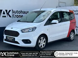 Weiß Gebraucht 2020 Ford Tourneo Courier Trend Van / Kleinbus | 10.590 € (Superpreis)