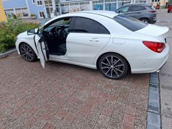 Weiß Gebraucht 2014 Mercedes CLA180 Edition 1 Limousine | 15.000 € (Etwas zu teuer)