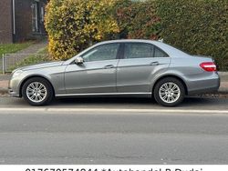 Silber Gebraucht 2011 Mercedes E300 Elegance Limousine | 6.990 € (Guter Preis)