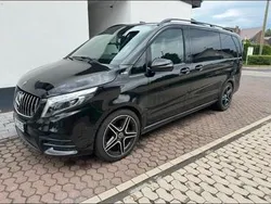Schwarz Gebraucht 2021 Mercedes V300 AMG line Van / Kleinbus | 52.900 € (Superpreis)