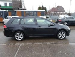 Schwarz Gebraucht 2015 VW Golf VII Comfortline Kombi | 7.790 € (Guter Preis)