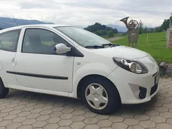 Weiß Gebraucht 2010 Renault Twingo Expression Kleinwagen | 1.000 € (Superpreis)