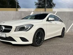 Weiß Gebraucht 2016 Mercedes CLA220 Shooting Brake Urban Kombi | 14.990 € (Fairer Preis)