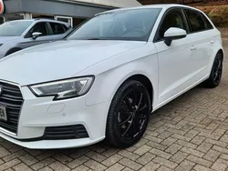 Weiß Gebraucht 2020 Audi A3 Sportback Limousine | 17.850 € (Guter Preis)