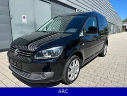 Schwarz Gebraucht 2012 VW Caddy Highline Van / Kleinbus | 9.995 € (Fairer Preis)