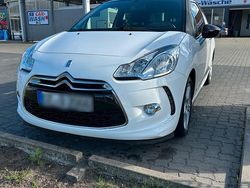 Weiß Gebraucht 2011 Citroën DS3 Kleinwagen | 5.250 € (Fairer Preis)