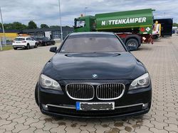 Schwarz Gebraucht 2009 BMW 740 Limousine | 10.000 € (Guter Preis)
