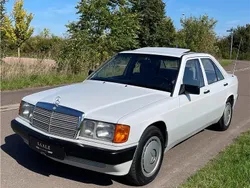 Weiß Gebraucht 1992 Mercedes 190 Limousine | 9.990 €