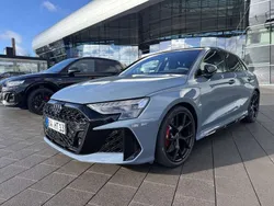 Gebraucht 2025 Audi RS3 Sportback Comfort Kleinwagen | 64.440 €