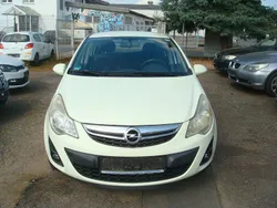 Weiß Gebraucht 2012 Opel Corsa Limousine | 2.000 € (Superpreis)