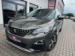 Grau Gebraucht 2020 Peugeot 5008 Allure Van / Kleinbus | 19.950 € (Guter Preis)