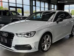 Weiß Gebraucht 2014 Audi A3 S-Line Kleinwagen | 11.799 € (Fairer Preis)
